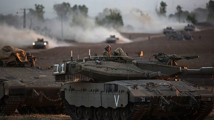 אב לסרבן: "חיילים בשריון מסכנים" | חדשות 13