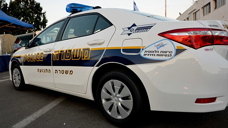 חשד: גנבו כרטיס אשראי מבת 74 (אור מני / דוברות משטרת ישראל)