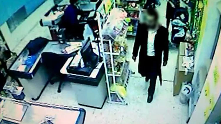 המצלמות תיעדו צעיר מטריד נערה, המשטרה עצרה אותו | חדשות 13