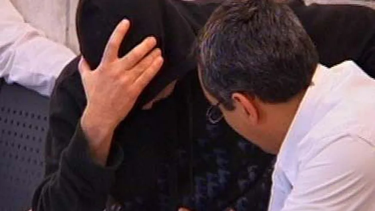 צפו בסיפורים המעניינים של 8.12 לאורך השנים