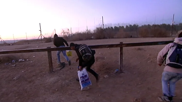 תיעוד מיוחד: תעשיית השב"חים משני צדי הגבול | חדשות 13