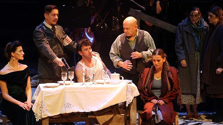 מי הם הזוכים בפסטיבל "חג המחזמר בת ים"? | רשת 13