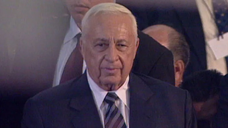 כותרות העבר: שרון מפונה לביה"ח | חדשות 13