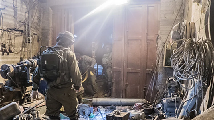 פעילות כוחות צה"ל במחסן הנשק