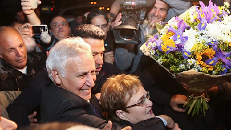 קצב שב לביתו לאחר השחרור‎ | חדשות 13