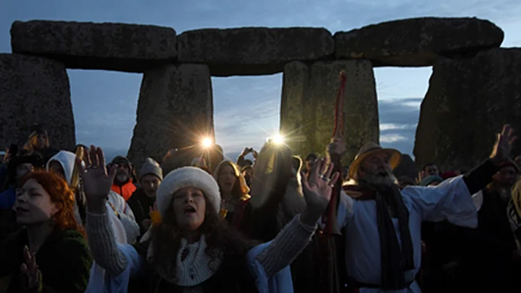 כך חוגגים את היום הכי קצר בשנה