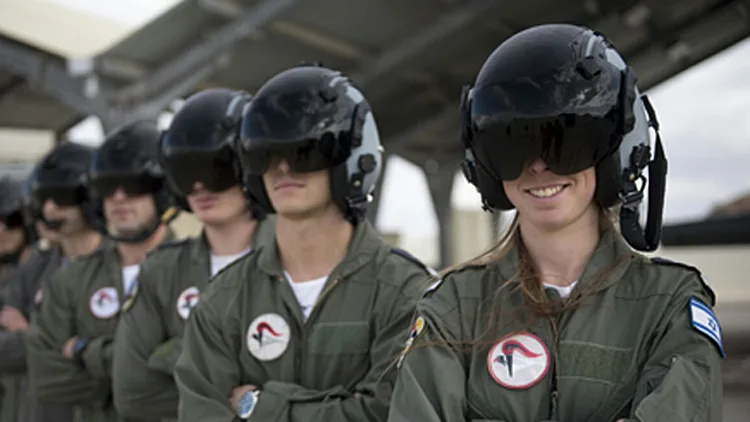 מזל טוב: טייסת קרב רביעית בתולדות צה"ל | חדשות 13