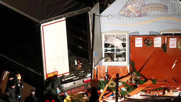 מימון המונים: גויסו 170 אלף דולר  לנהג "הגיבור" שנרצח בפיגוע הדריסה בברלין | חדשות 13