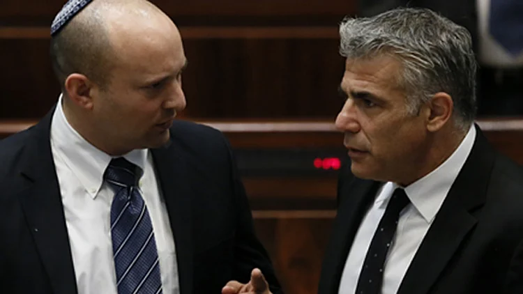 בנט ולפיד בחוק נגד שוברים שתיקה