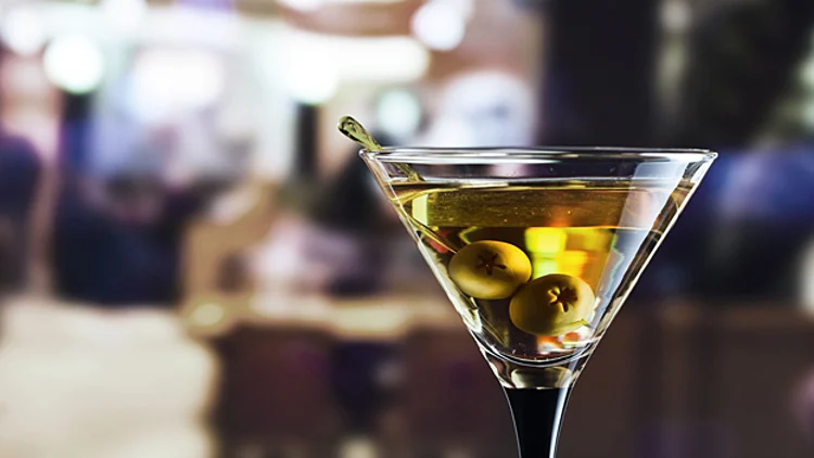 החל מסוף השבוע: ערכות לגילוי סם אונס יחולקו במועדונים | חדשות 13