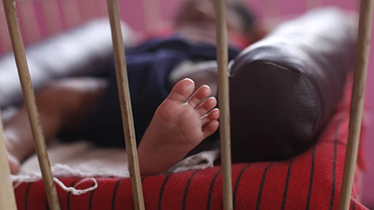 ילד בן 4 ותינוק בלעו מתדון ומריחואנה – וניצלו | חדשות 13