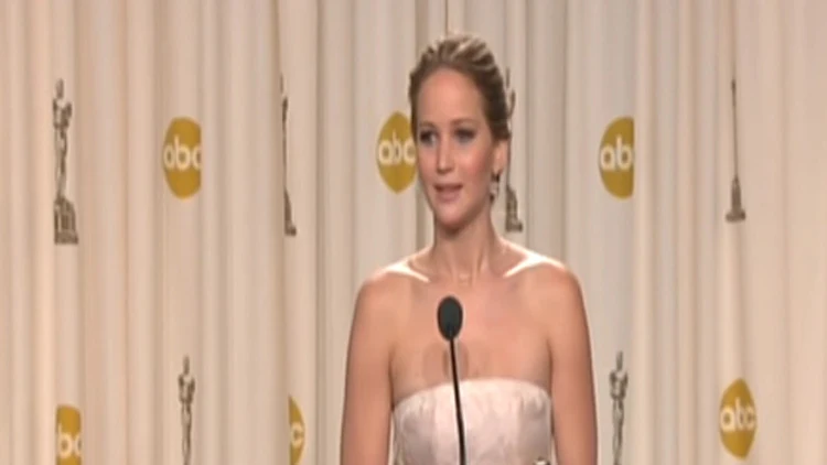 צפו: האתגר החדש של ג'ניפר לורנס | חדשות 13