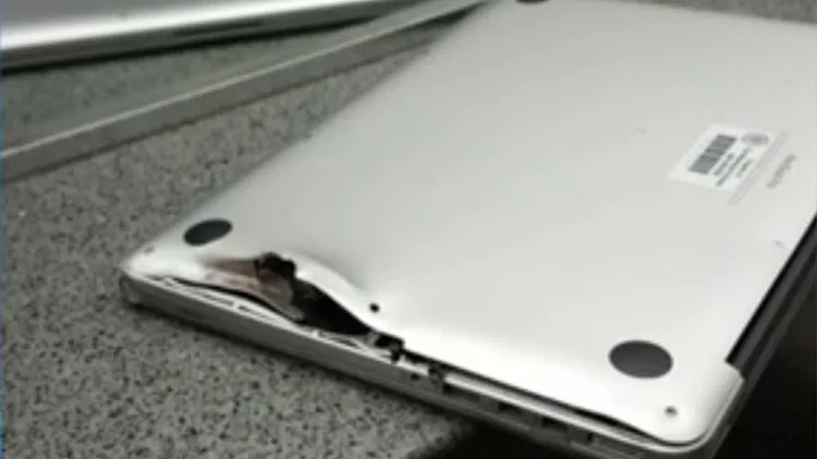 "תיק הגב הציל אותי"‎ | חדשות 13