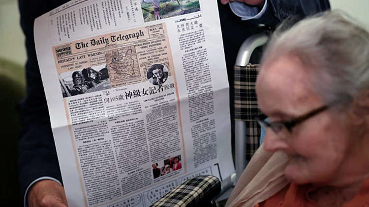 קלייר הולינגוורת'