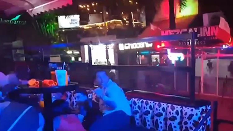 מקסיקו: 8 הרוגים מירי במועדון בפלאיה דל כרמן | חדשות 13