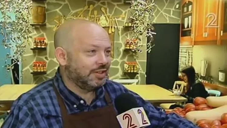 מנגבים סולחה: הבנות בין משפחת שטראוס ליונתן רושפלד? | חדשות 13