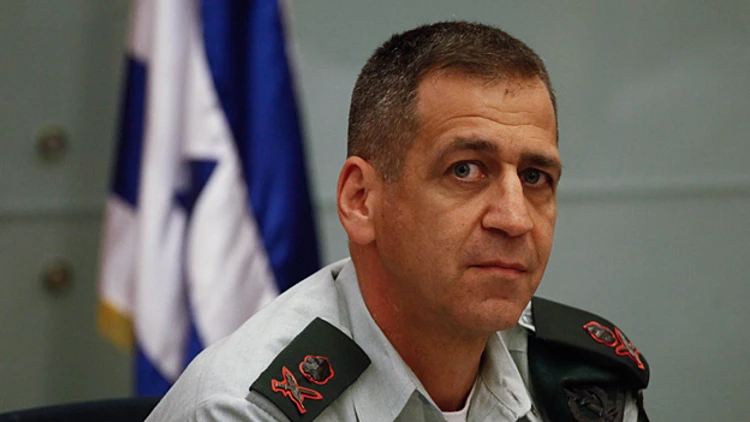 האלוף אביב כוכבי (פלאש 90)