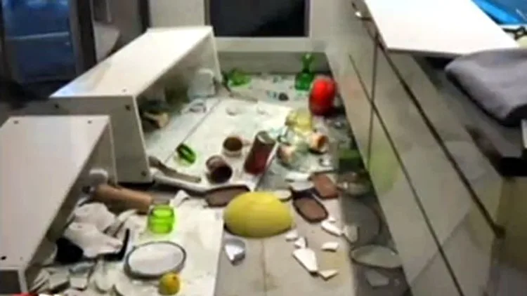 המטבח המתפרק של חברת איקאה | חדשות 13