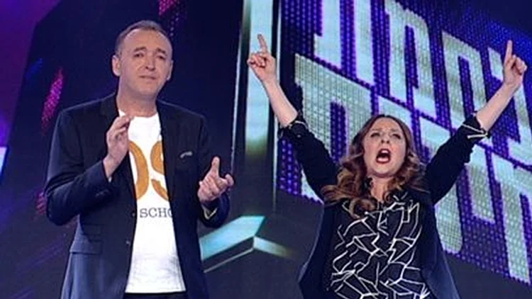 מלחמת המינים, עונה 1, פרק 1: יוצאים לדרך!