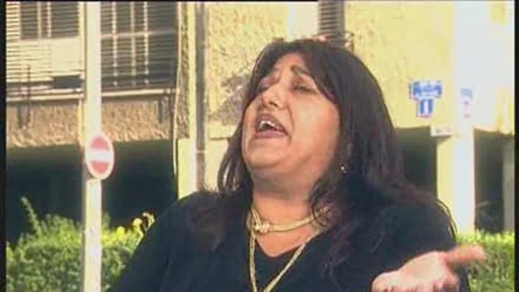 אחד העם 1, עונה 1, פרק 4: שקט בבקשה