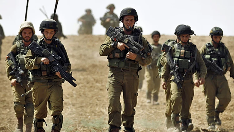 לוחמים בצוק איתן