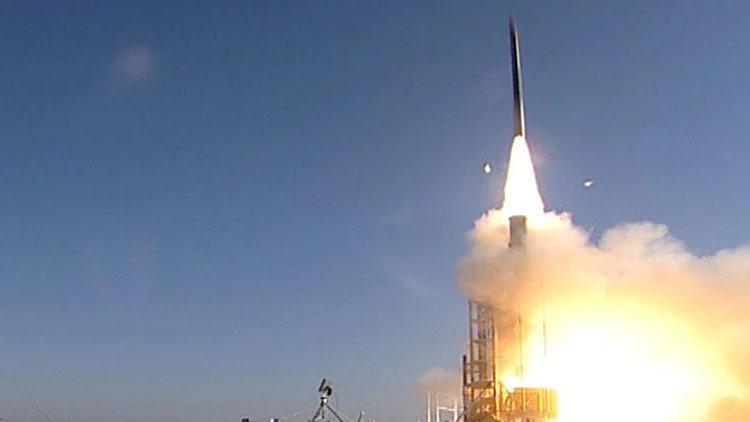 שיגור מיירט שרביט קסמים (משרד הביטחון)