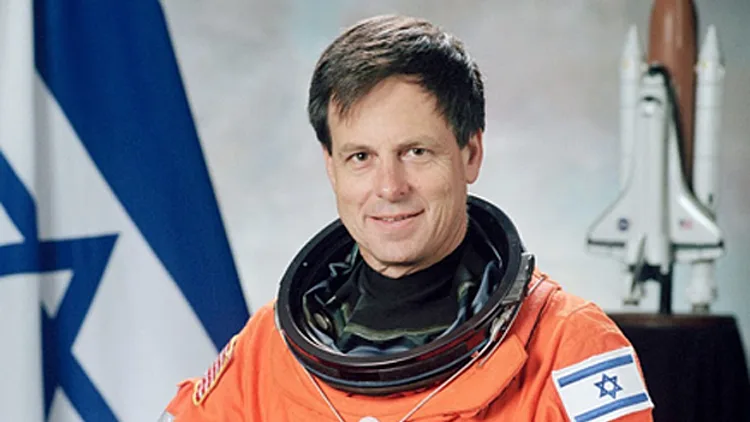 כותרות העבר: אסון הקולומביה | חדשות 13