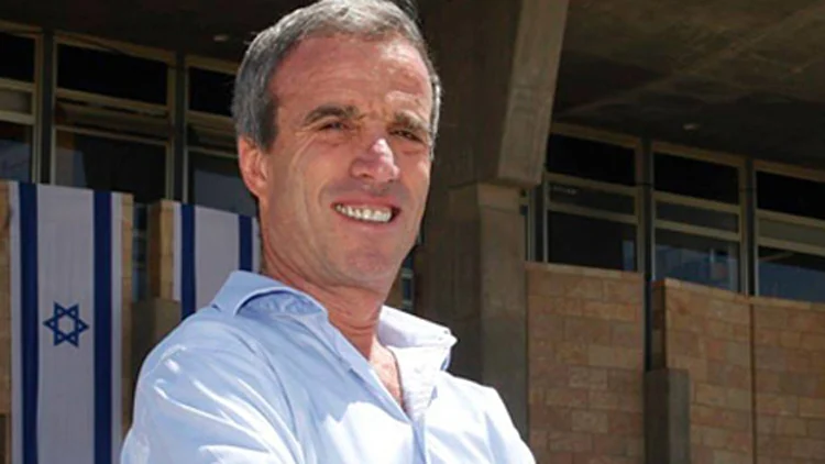 ייעצר בלונדון? ח"כ שטרן (פייסבוק)