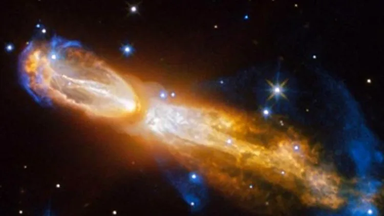 במרחק 5,000 שנות אור: כך נראה מוות של כוכב "הענק האדום" | חדשות 13