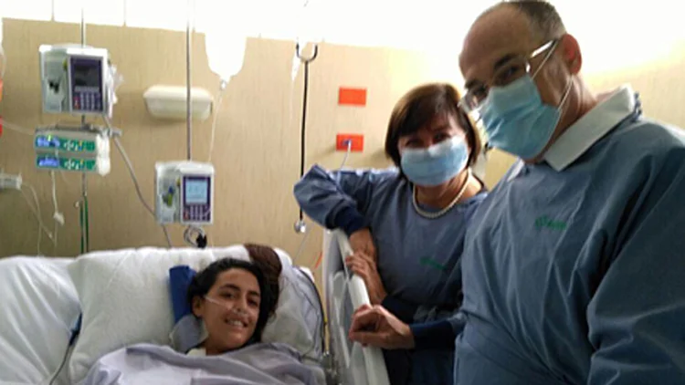 ד"ר אשר מוזר המטולוג בכיר בפרו, ליד זהר כץ