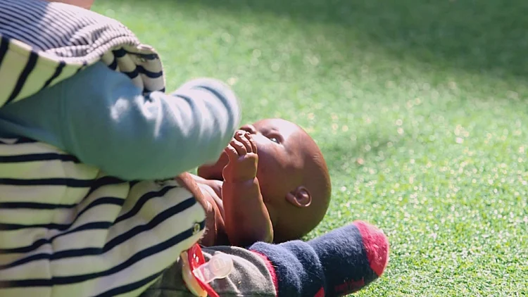 "ברגע שנולד הילד, סיימת את תפקידך כרחם הלאומי"