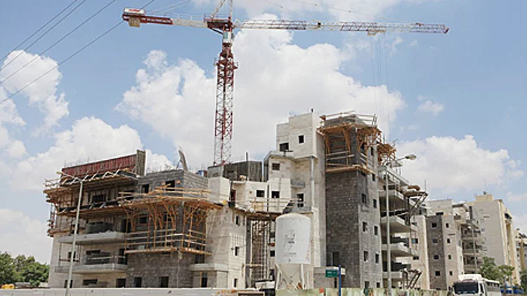 בנייה ללא היתר: "הדירות השחורות" של מחיר למשתכן | חדשות 13