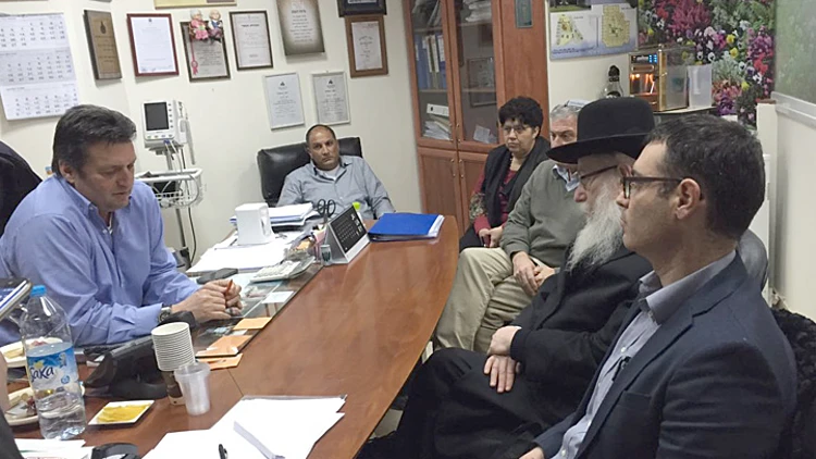 ההתעללות בבתי האבות: חקירה על מות הקשישה | חדשות 13