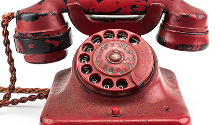 הטלפון של היטלר - נמכר