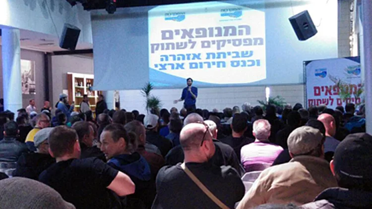 שביתת המנופאים: "המדינה הפקירה את ענף הבנייה" | חדשות 13