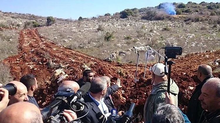 עשרות מפגינים הורחקו