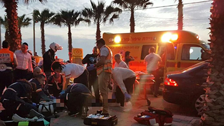 זירת האירוע בבת ים, הערב