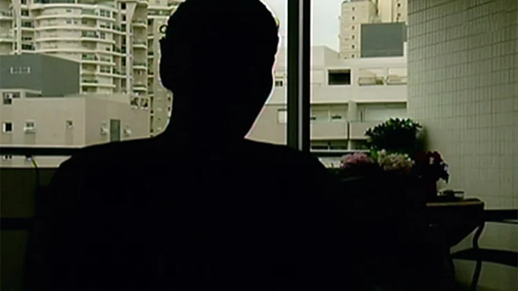 האישה שנדבקה בחיידק אלים: "הרגשתי שעולמי חרב עלי" | חדשות 13