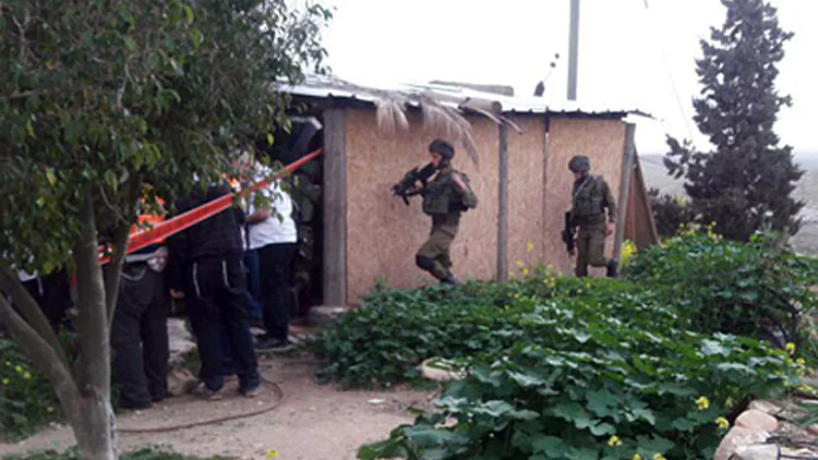 מחבל חדר לבית בדרום הר חברון ודקר, נורה ונהרג | חדשות 13