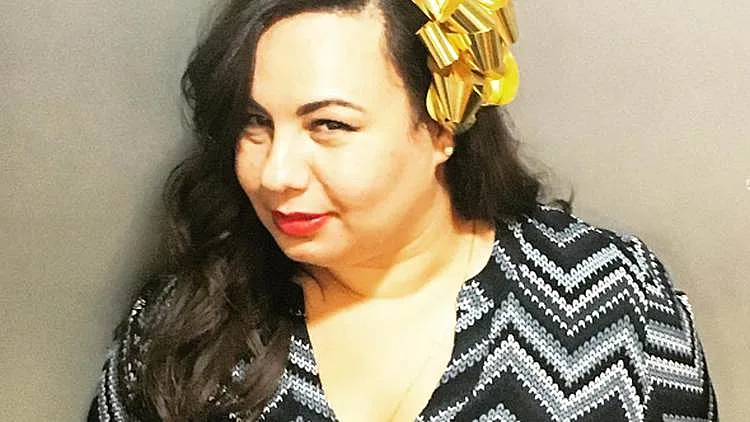 אמירה בוזגלו קוטפת תפקיד חדש. החברים מפרגנים | רשת 13