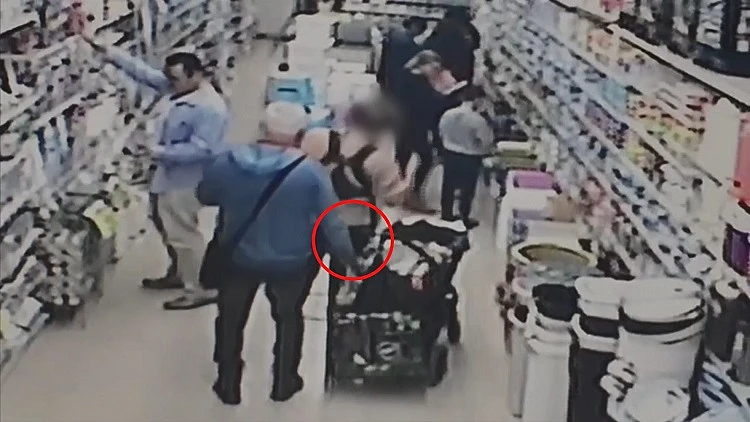 גנב הסמארטפונים הסדרתי שמסתובב חופשי. חשיפה