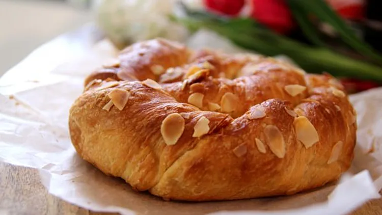 שבלול קרואסון חמאה ושקדים | רשת 13