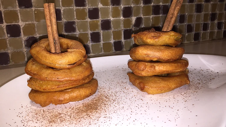 טבעות תפוחים מטוגנות | רשת 13