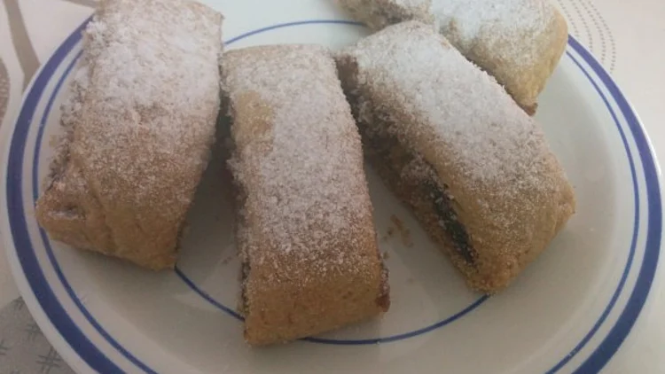 מעמולים (עוגיות ממרח תמרים) | רשת 13