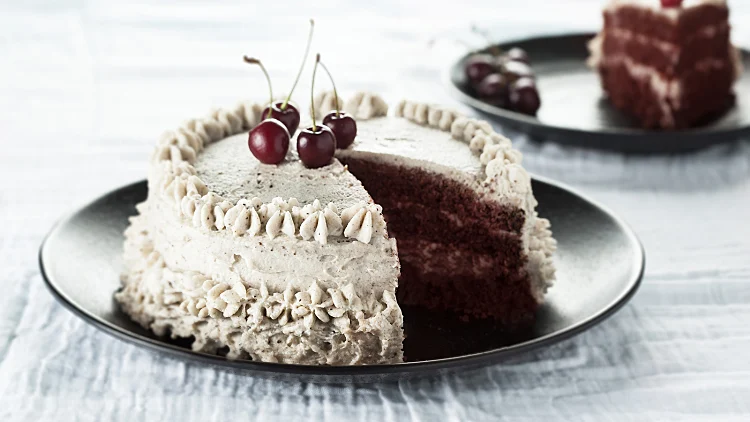 עוגת רד וולווט וקרם אוראו | רשת 13