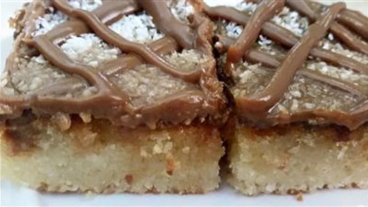 עוגת שמנת קוקוס וריבת חלב חלומית | רשת 13