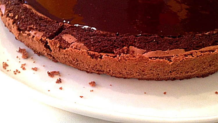 עוגת שוקולד ללא קמח שתמיד מצליחה | רשת 13