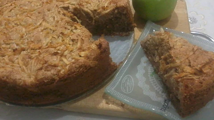 עוגת אגוזים ותפוחים | רשת 13