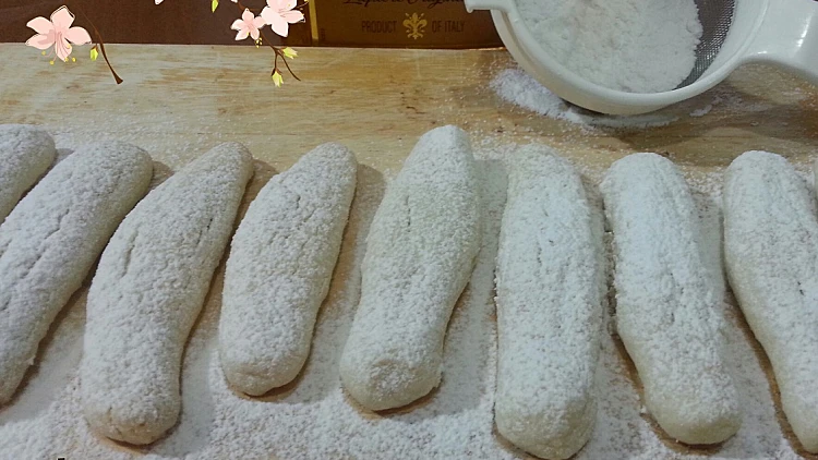 עוגיות שקדים בסגנון איטלקי | רשת 13