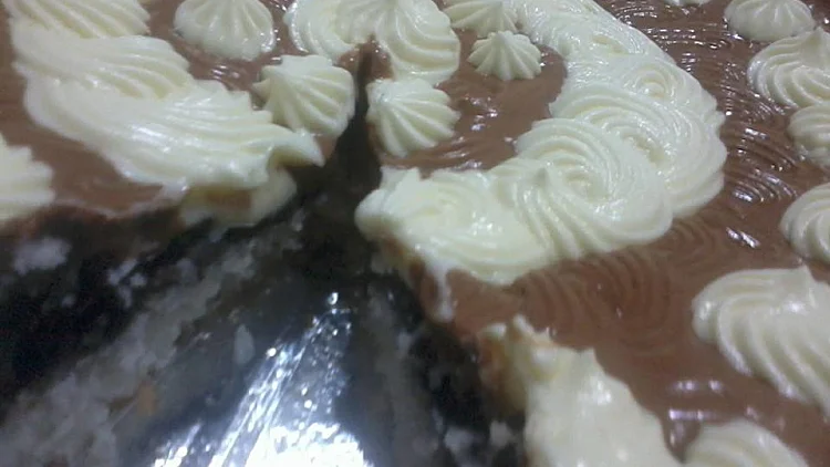 עוגת קוסמוס | רשת 13